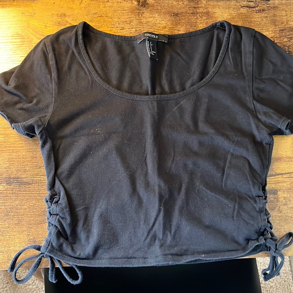 Forever 21 black crop top